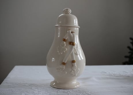 Leedsware Classical Creamware with Kintsugi second anniversary special set