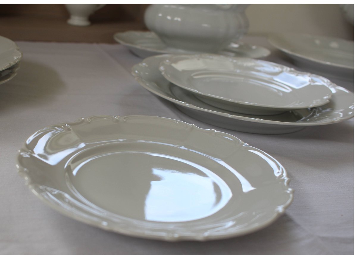 ドイツ製　 Hutschenreuther フッチェンロイター　平皿9枚　希少品 フッチェンロイターSylvia デザートプレート HUTSCHENREUTHER GERMAN