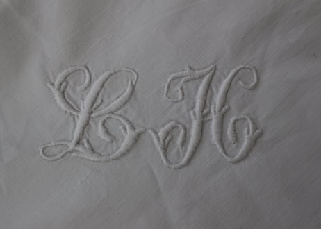 France Antique Whitework MONOGRAM "LH"  クッションカバー大