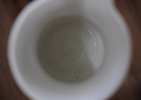 フランス白磁のピシェ