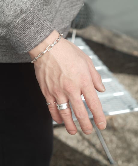 Eight chain bracelet(s-links )