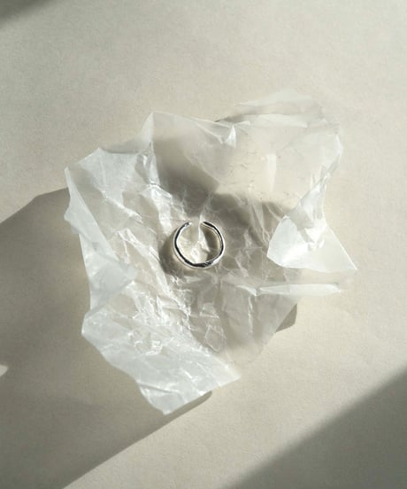 Liquid open pinkie ring