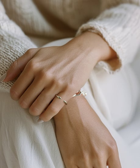 Liquid open pinkie ring