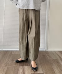 【corail】感動の軽さ、タックワイドパンツ　3116913