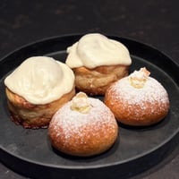 【Panya+BUNZO冷凍便】シナモンロール×ブリオッシュクリームパン各2個セット