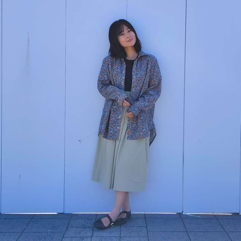 long sleeve shirt ー花柄ネイビーー | pitonner