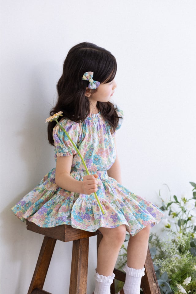 Wonny Ribbon【即納】Flower garden skirt & blouse se