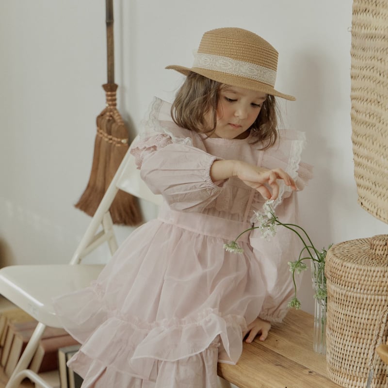 puella FLO【即納】(残りBlack 3・5) ラベンダーエプロン (black/pi