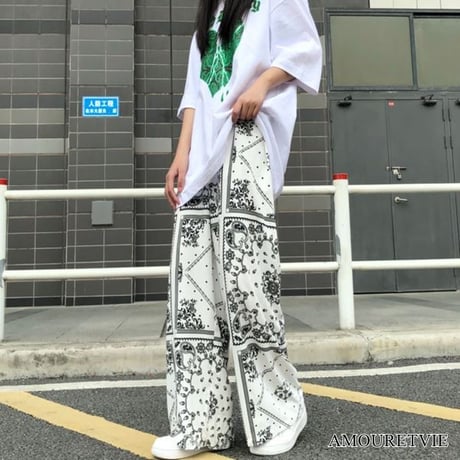 カジュアルパンツ ワイドパンツ 花柄 ホワイト ブラック ユニセックス ピープス 韓国ファッション