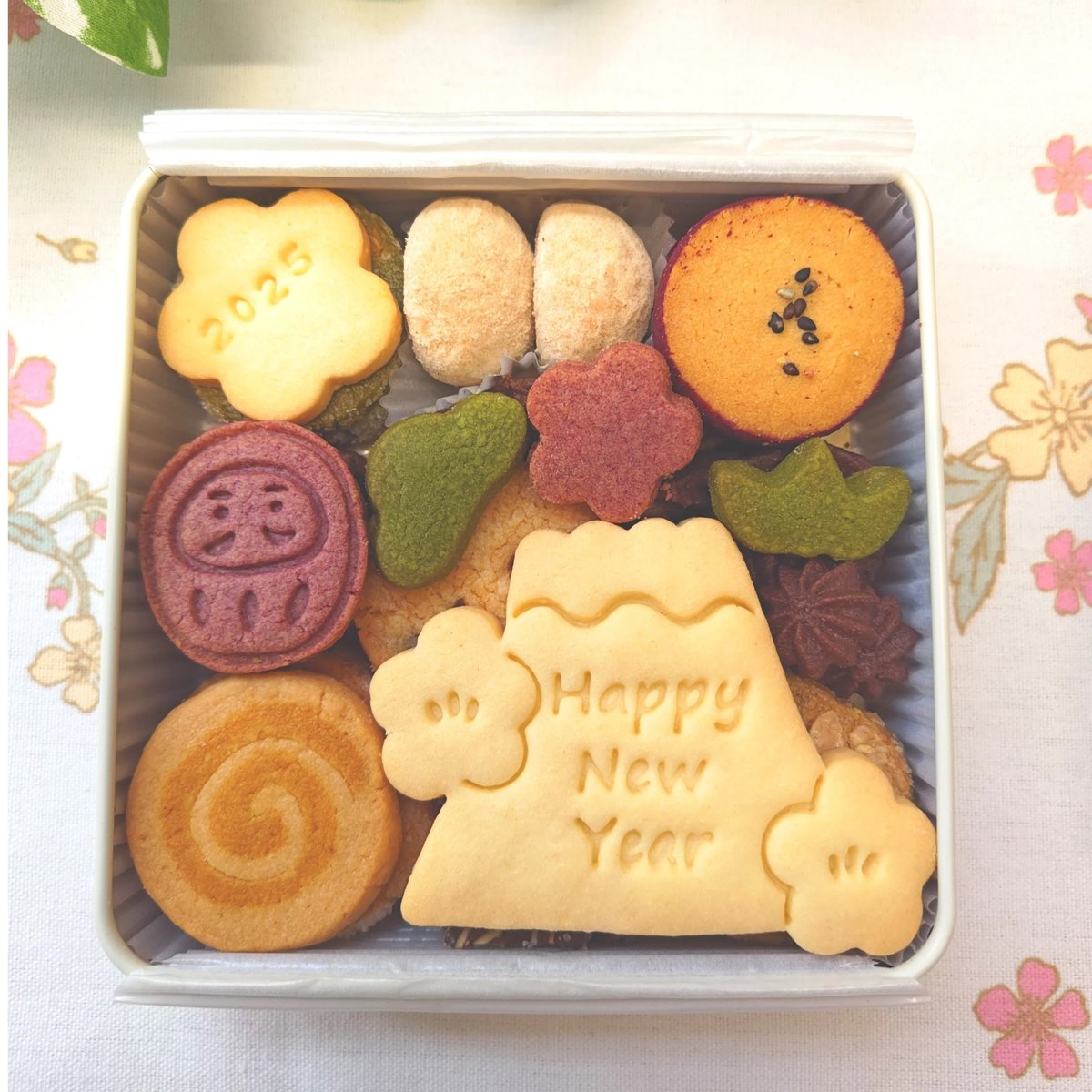 お年賀クッキー缶〜2025お正月〜 | お菓子工房とりこ お年賀クッキー缶〜2025お正月〜 | お菓子工房とりこ