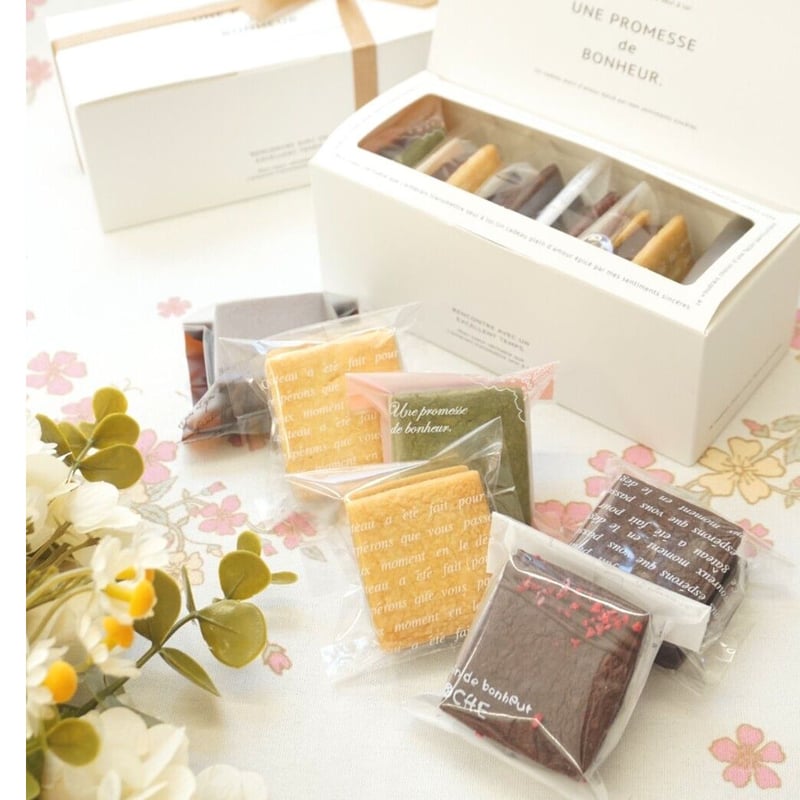 とりこショコラアソートBOX6個入り(生チョコサンドクッキー