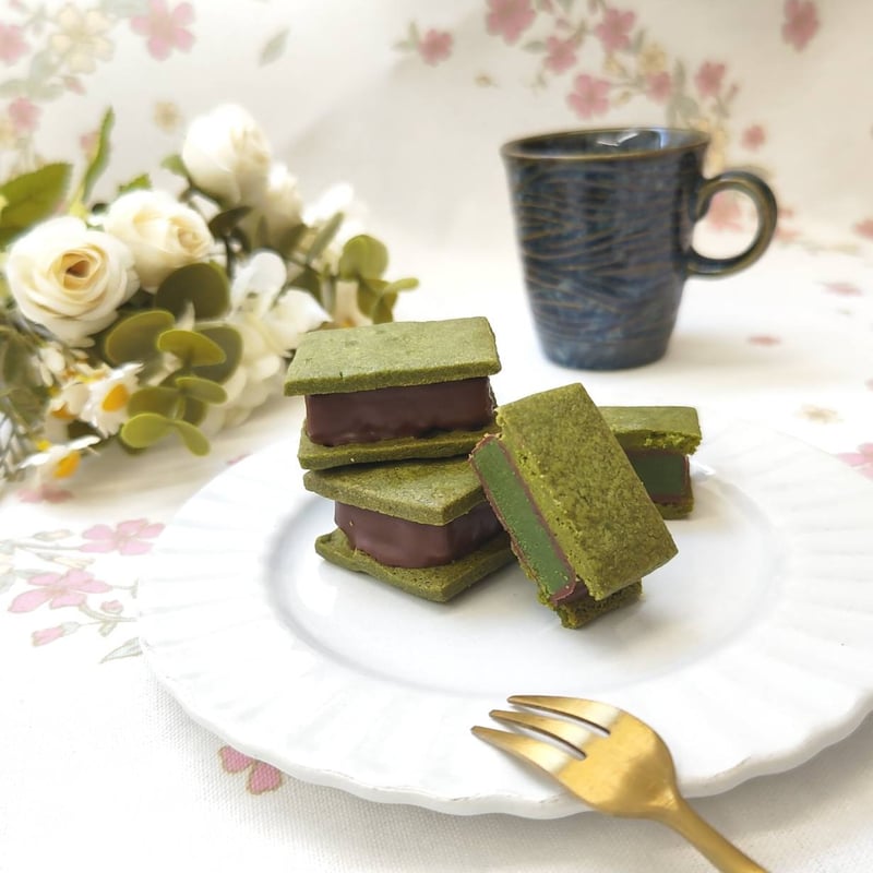 とりこショコラアソート15個入りBOX(生チョコサンドクッキー) | お菓子