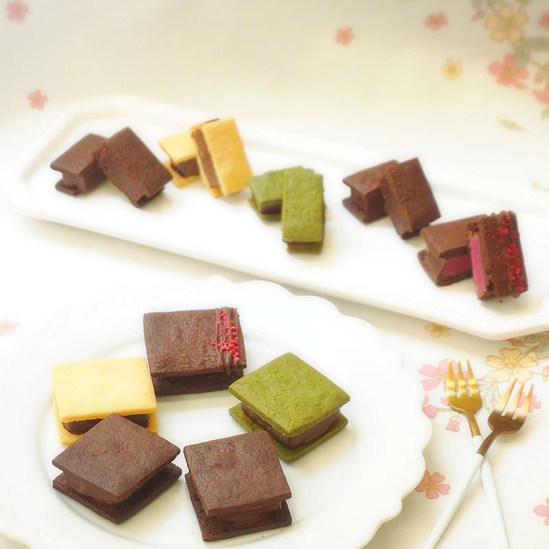 とりこショコラアソート15個入りBOX(生チョコサンドクッキー) | お菓子