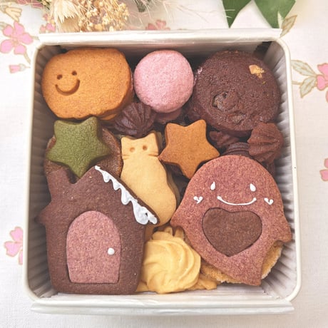 ハロウィンクッキー缶 | STORES