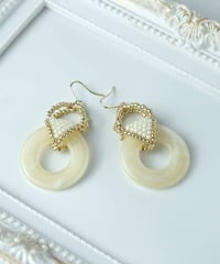 ブリックステッチで作るピアス