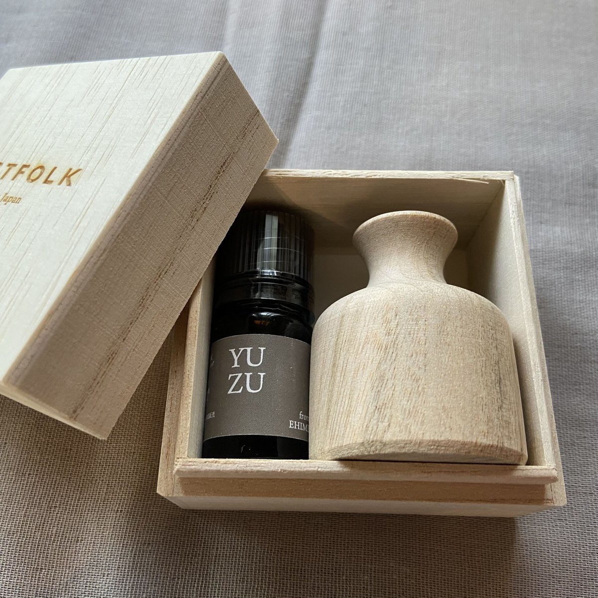 エッセンシャルオイル ウッドディフューザー ゆず | マエダ花店