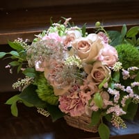 生花アレンジメント(Sサイズ)　木～日曜日着 【8/2(日)までのお届け分を承っております】