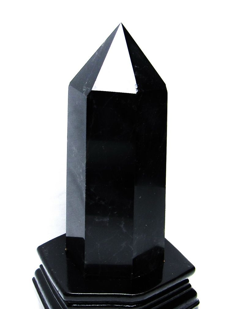 あらゆるパワーストーンの中で最も強い邪気払いの力を持つモリオン 純