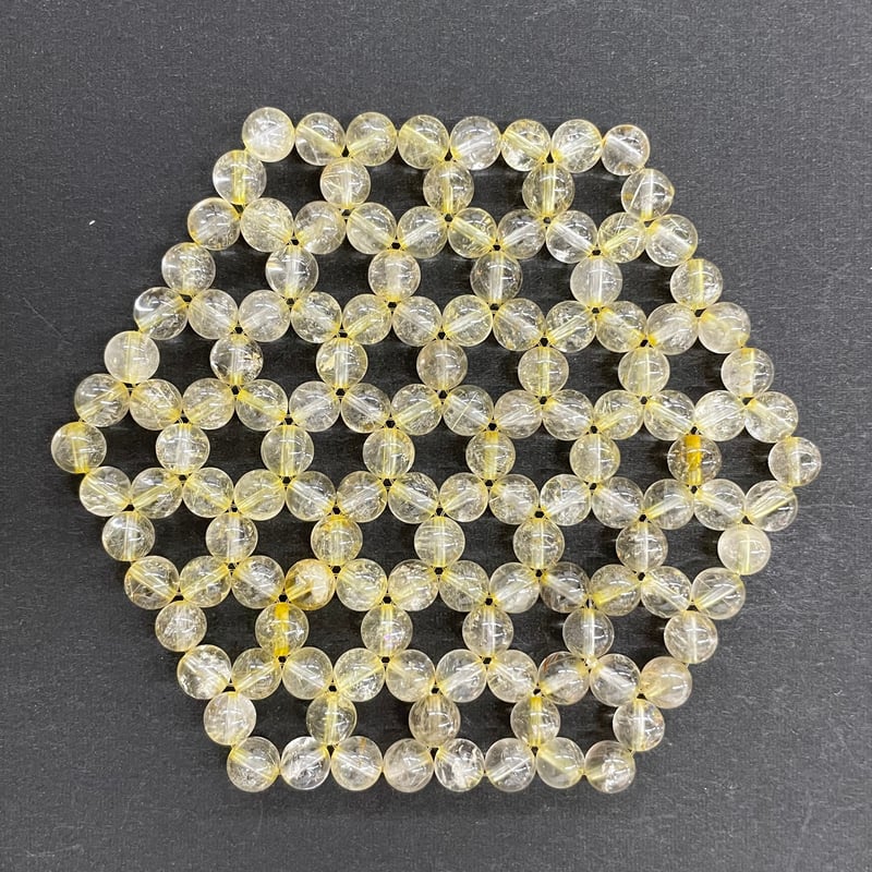 運命を変える力、あなたの手元に」ヘキサゴンルチルクォーツ浄化マット