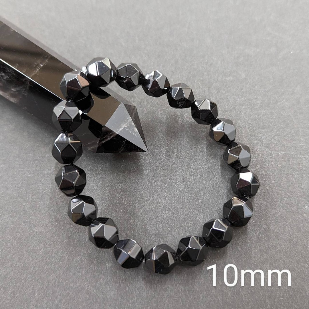 私のエネルギー吸いすぎた魔除けの王様⭐︎スターモリオン(黒水晶)ブレスレット 魔除けの王様⭐︎スターモリオン(黒水晶)はブレスレット - メルカリ