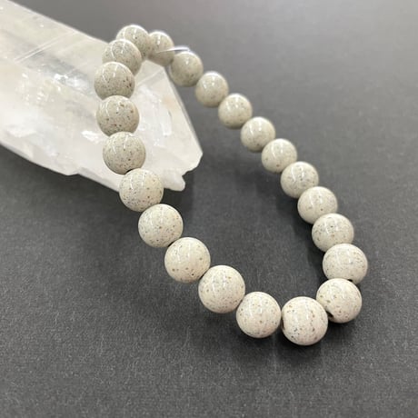 病に負けないエネルギーで健康を手にするパワーストーンブレスレット