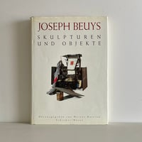 JOSEPH BEUYS  SKULPTUREN UND OBJEKTE