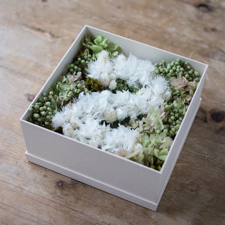 プリザーブドフラワー｜Boite Anniversaire ボワット・アニヴェルセル [ 記念日のボックス ]