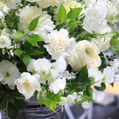 Fleurs des Champs フルール・ド・シャン [ スタンドアレンジメント ]※東京23区内のみお届け