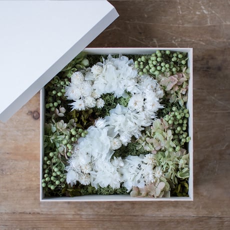 プリザーブドフラワー｜Boite Anniversaire ボワット・アニヴェルセル [ 記念日のボックス ]