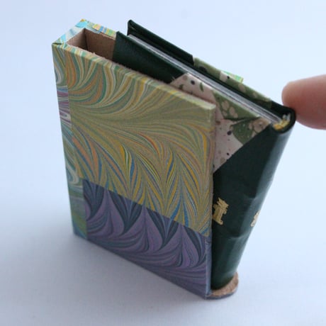 Miyako Akai's miniature book STORE