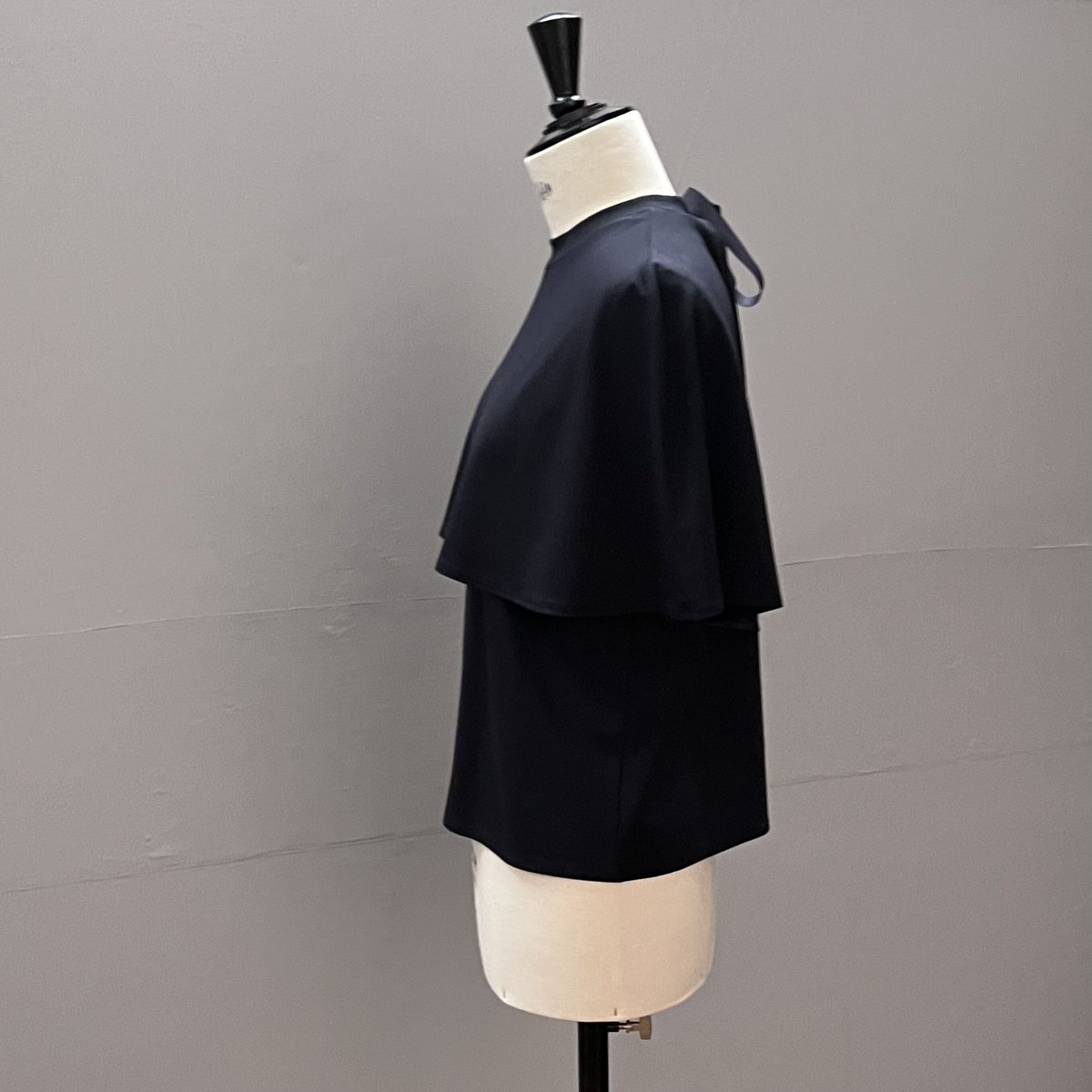 miccar No.8シルクウールケープ 固く