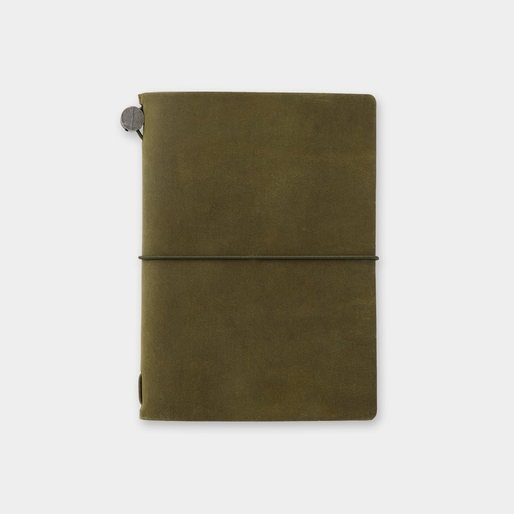 TRAVELER'S notebook】トラベラーズノート パスポートサイズ | ぶんぐは TRAVELER'S notebook】トラベラーズノート パスポートサイズ | ぶんぐは