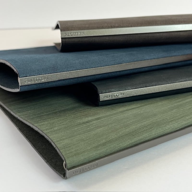 PLOTTER】HorseHair2/ ホースヘアー2 6穴リングレザーバインダー PLOTTER】HorseHair2/ ホースヘアー2 6穴リングレザーバインダー