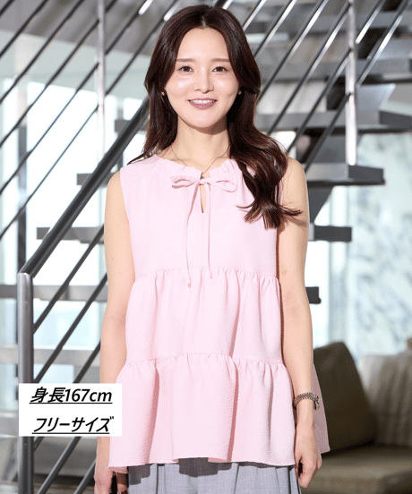 【洗える・シワになりにくい】前後2WAYサッカーペプラムノースリーブブラウス・6/19(金)20:00発売開始