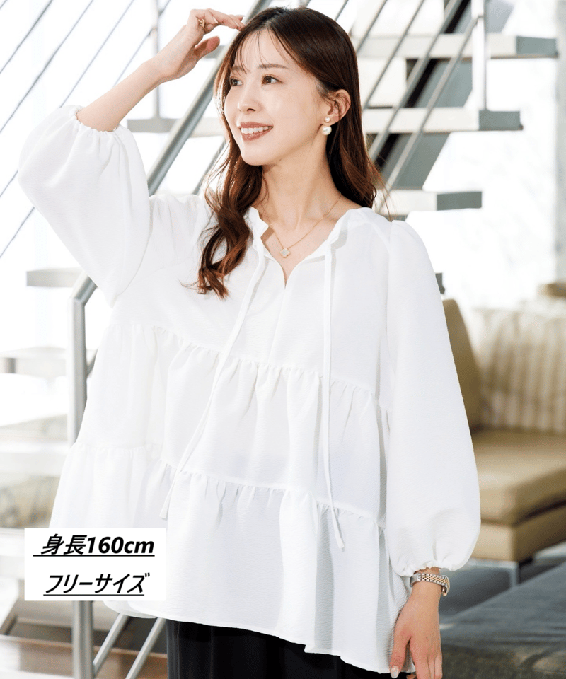 洗える・シワになりにくい】前後2WAYサッカーペプラムブラウス | HELLO