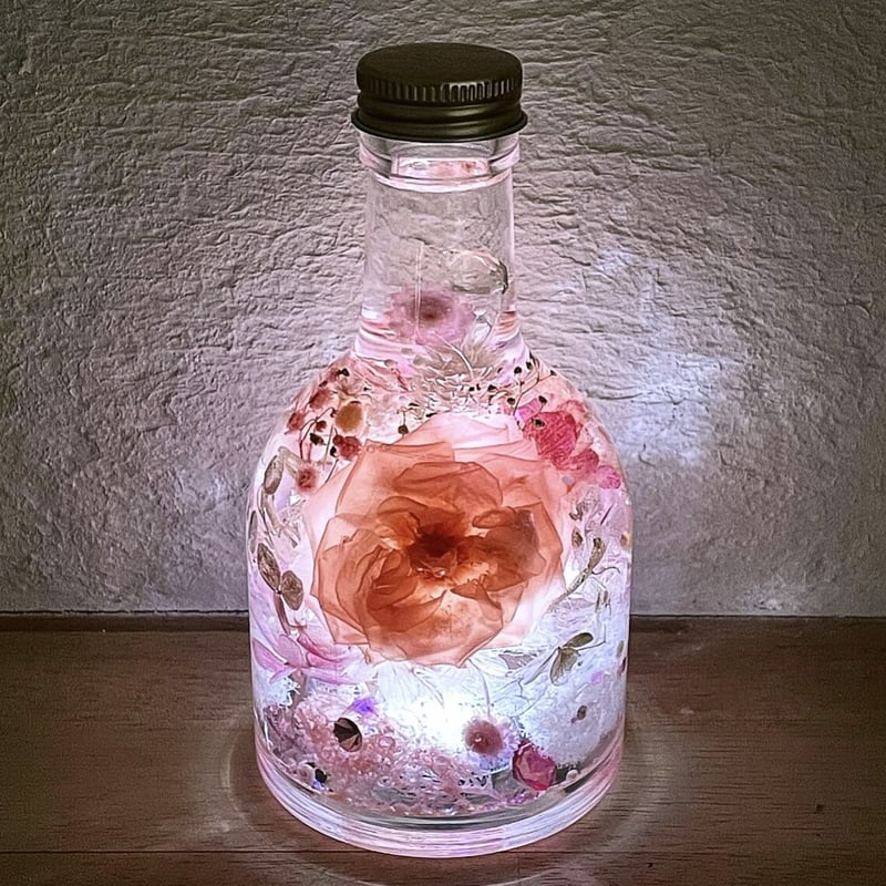 期間限定*『宝石の森〜純真のパール〜』プリザーブドフラワーと