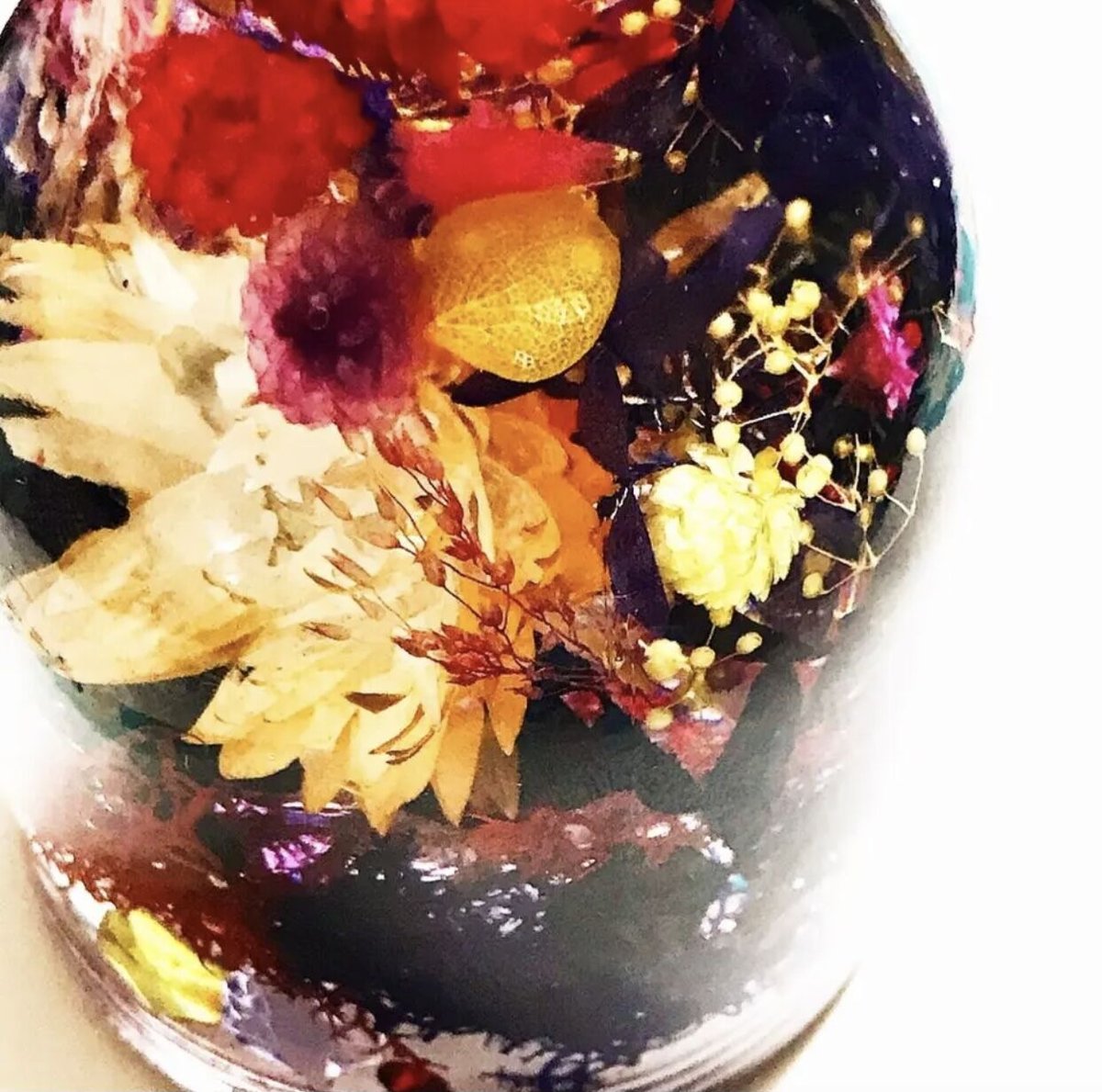 花火の森』プリザーブドフラワーとクリスタルのメルヘンハー 花火の森』プリザーブドフラワーとクリスタルのメルヘンハー