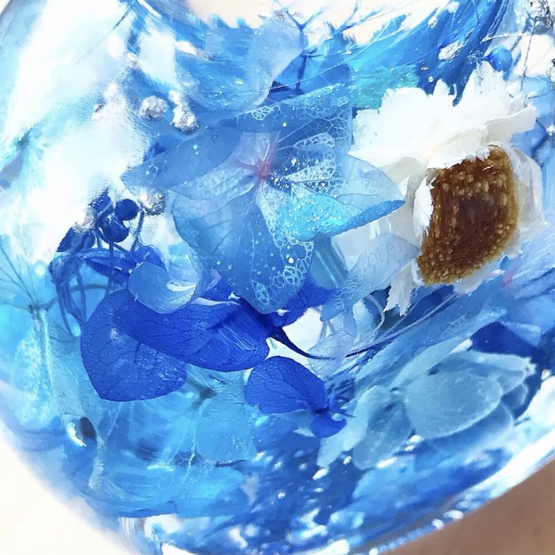 宵色の森』プリザーブドフラワーとクリスタルのメルヘンハーバリウム