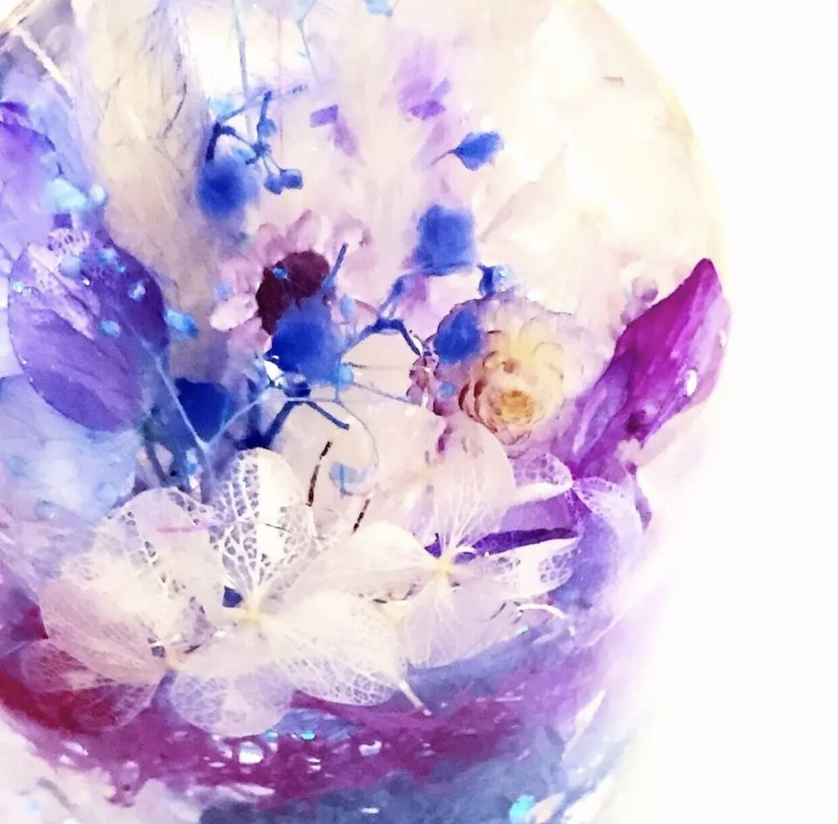 オーロラの森』プリザーブドフラワーとクリスタルのメルヘンハー