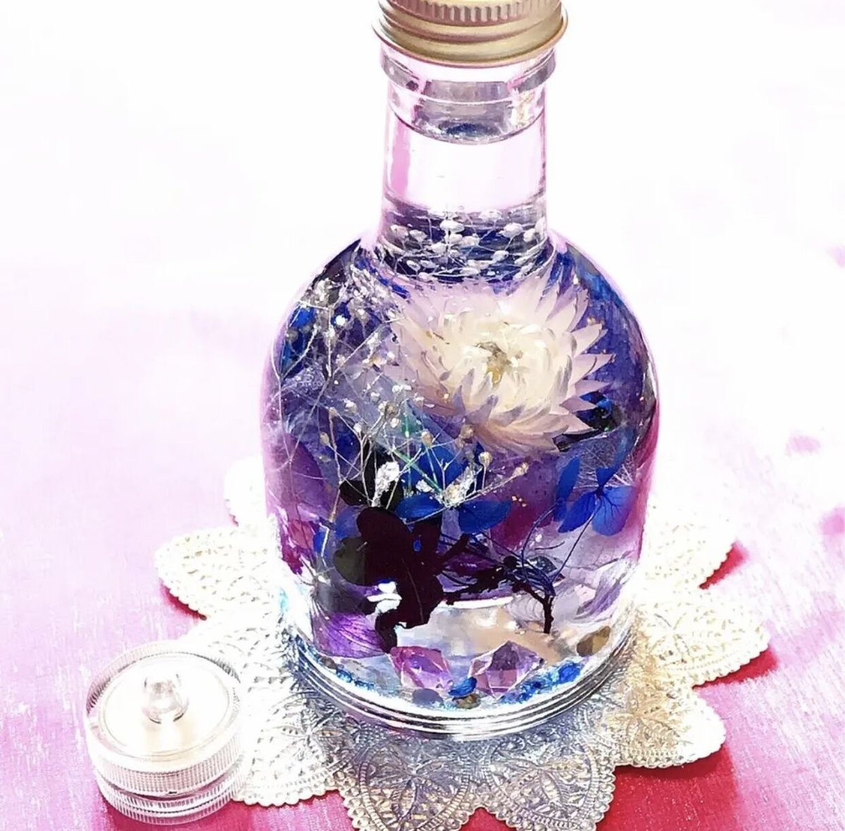 宇宙の森』プリザーブドフラワーとクリスタルのメルヘンハーバリウム