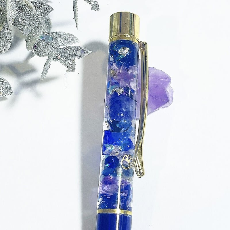 魔法使いの魔法ペン〜黒猫と宇宙の旅の魔法〜』プリザーブドフラワーと