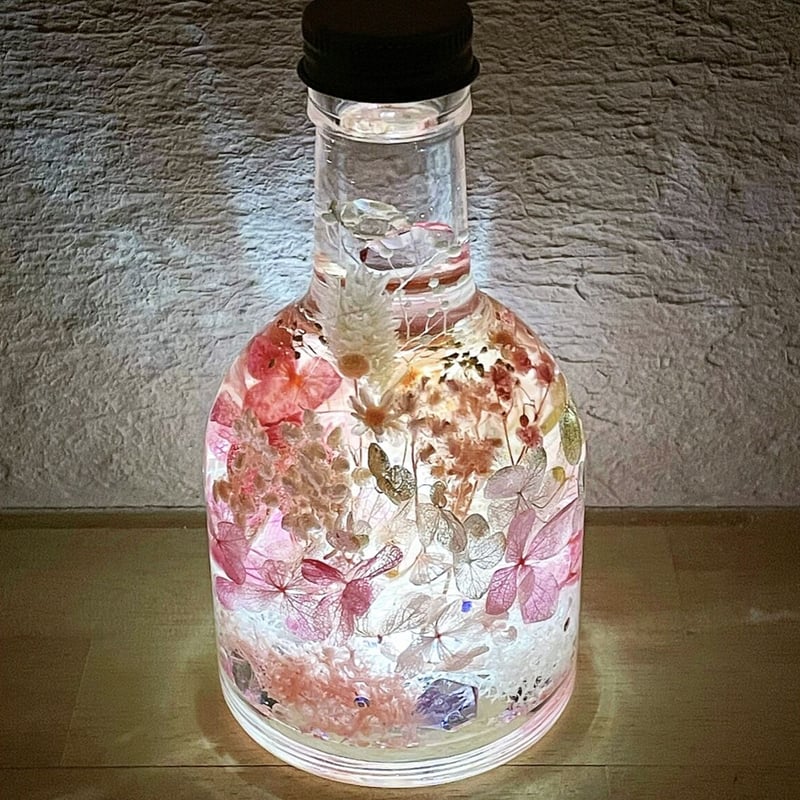 宝石の森〜プリザーブドフラワーとクリスタルのメルヘンハーバリウムライト 再販2*『宇宙の森』プリザーブドフラワーとクリスタルのメルヘン