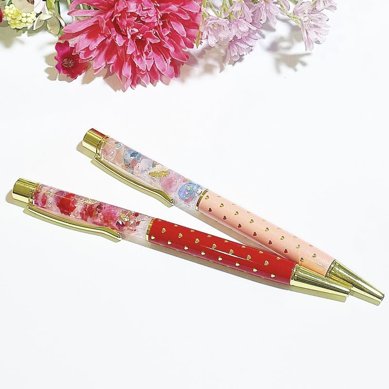 魔法使いの魔法ペン〜約束の薔薇の魔法〜』プリザーブドフラワーと