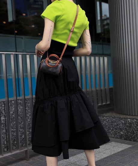 Asymmetry shrring skirt