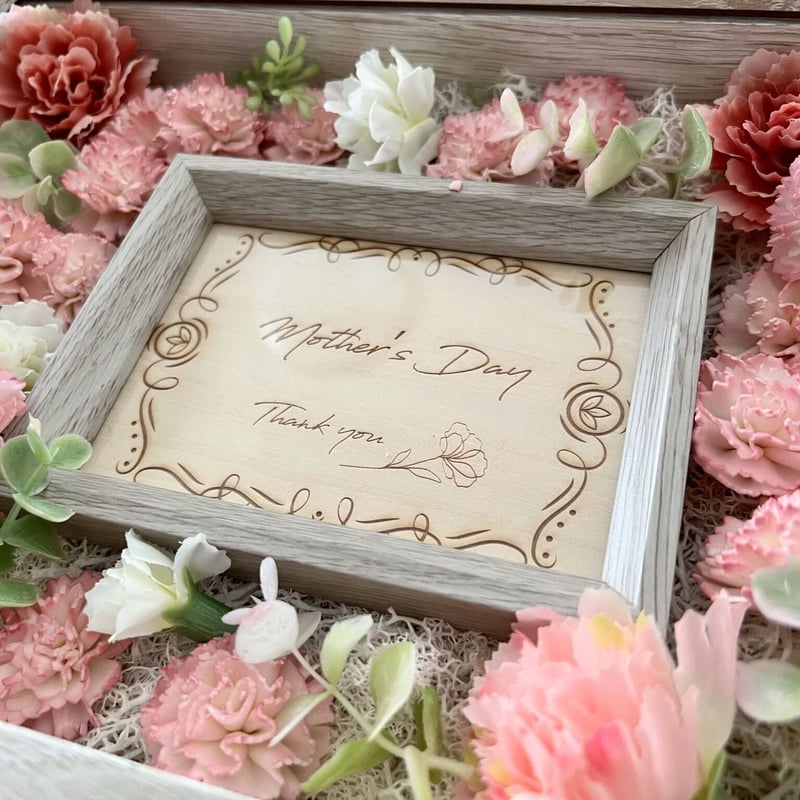 母の日♪】メッセージを彫刻！フラワーギフトボックス | きぬの木堂