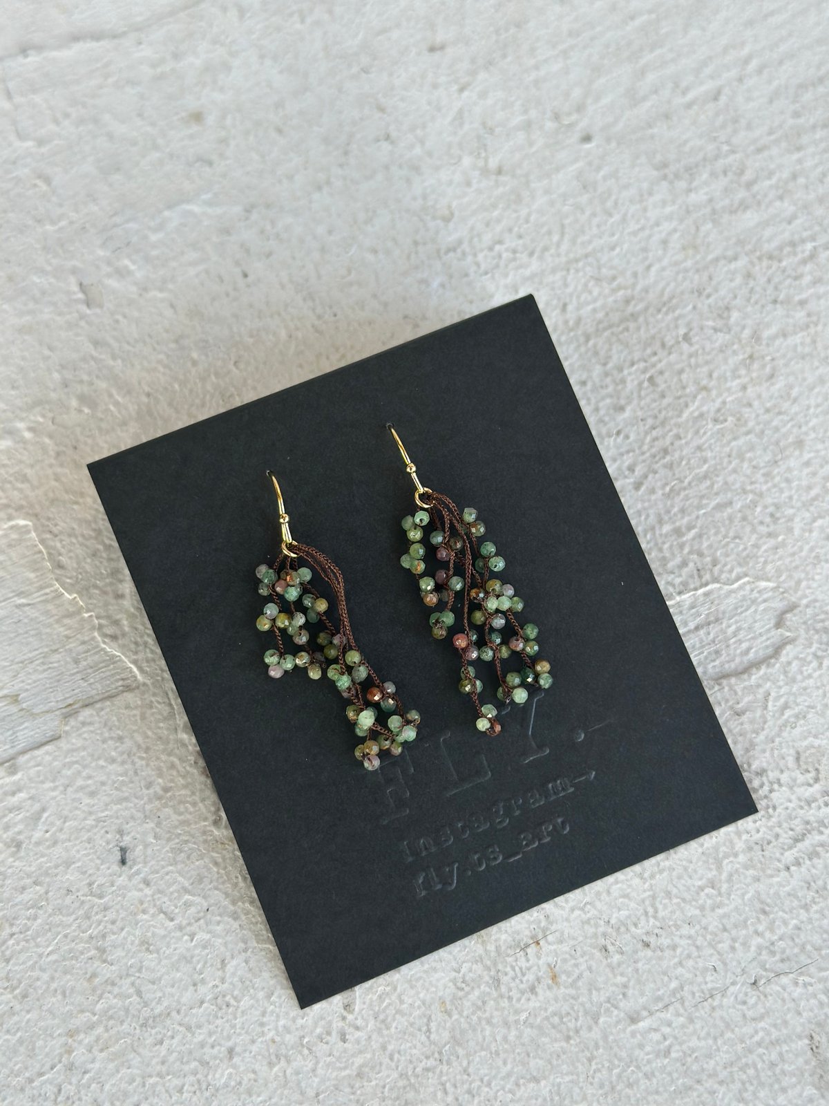 天然石ピアス　イヤリング　ルビーインゾイサイト ルビーインゾイサイトの水滴ピアス、イヤリング。小さめ。 | FLY