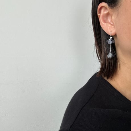 ＊限定品＊アイオライトの紫陽花ピアス、イヤリング。