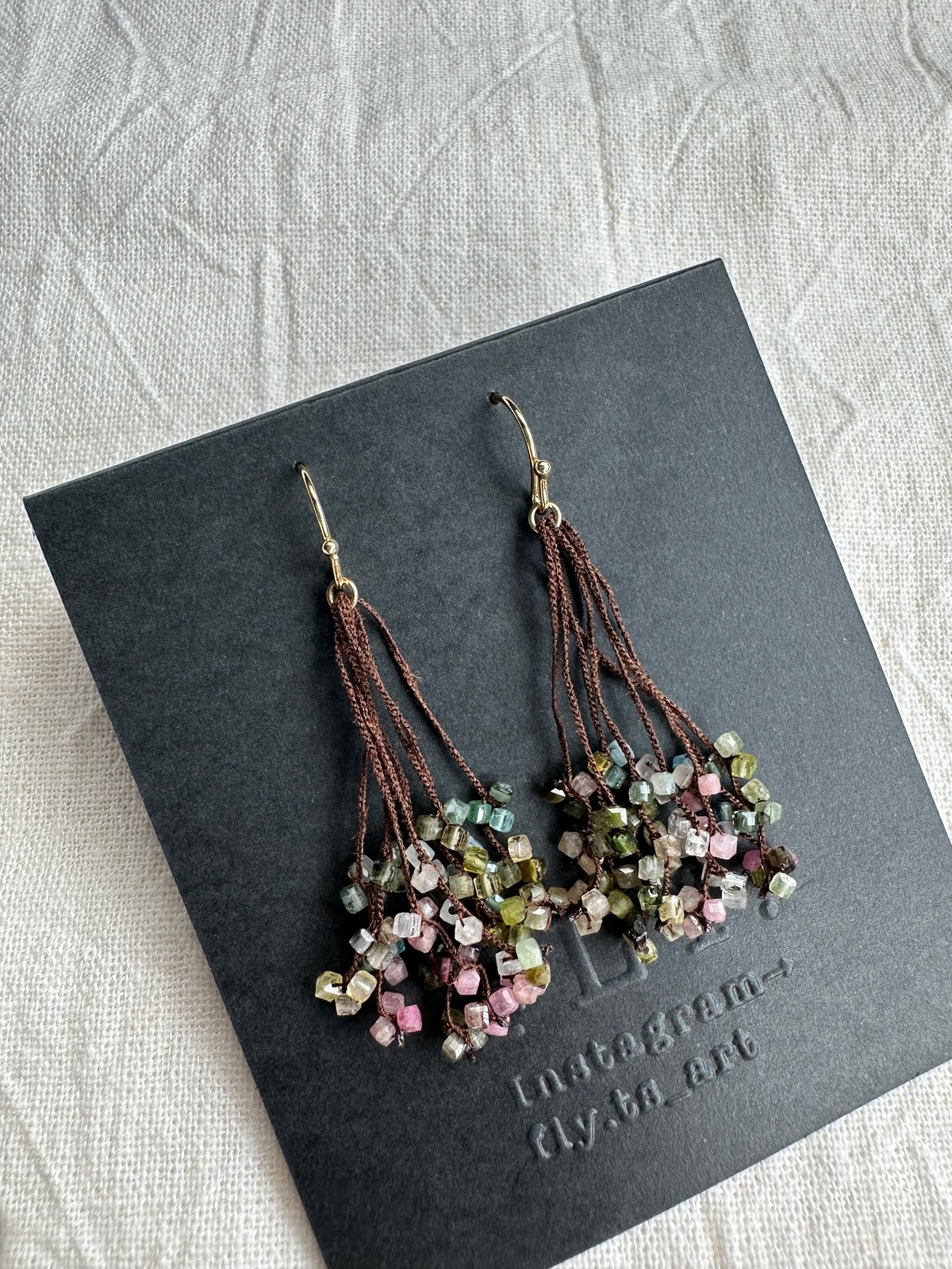 マルチカラートルマリンの水滴ピアス、イヤリング。 | FLY