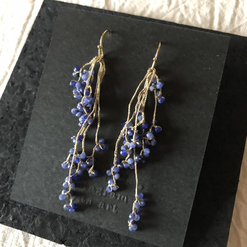 青い花のピアス、イヤリング。 | FLY