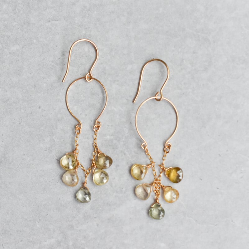 シャンデリアピアス ジルコンダークカラー | Hypericum Jewelry